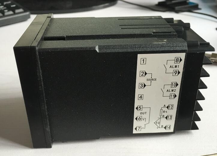 PID temperature controllerRKC REX-C400FK02-V*AN Solid State Relay Output